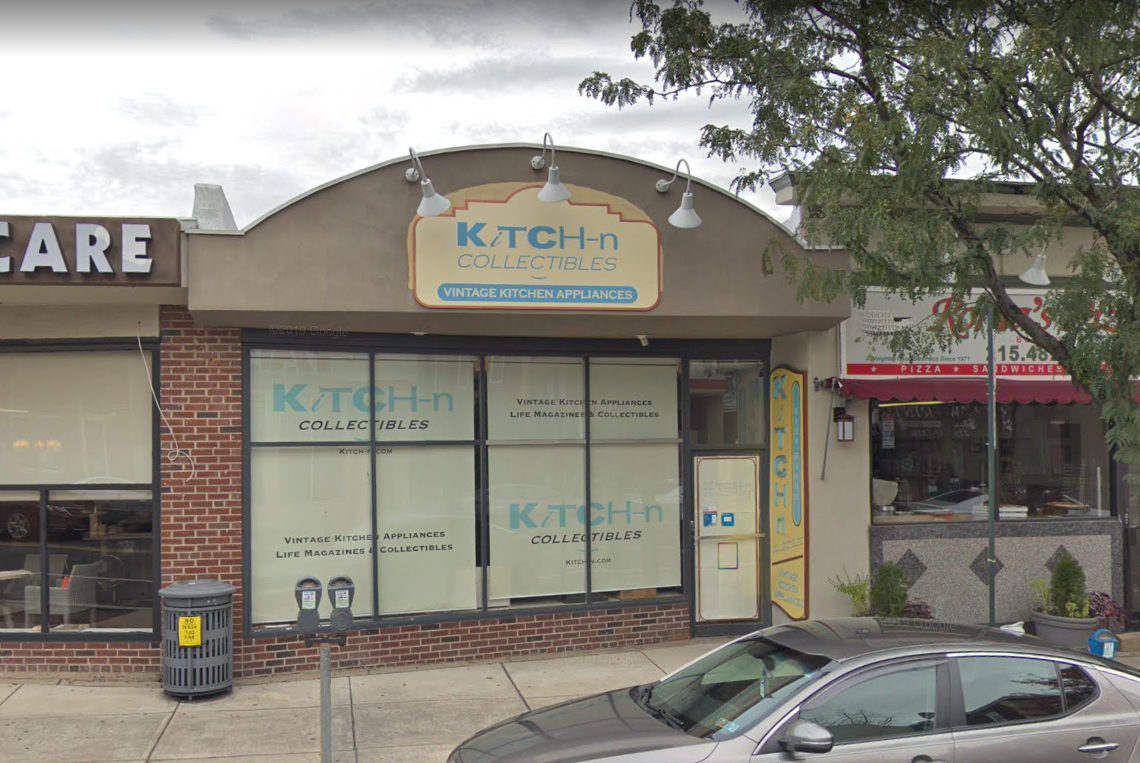 Photo: 6131 Ridge Avenue
