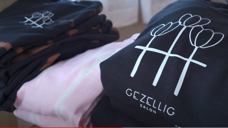 Photo: 2021 04 gezellig merch