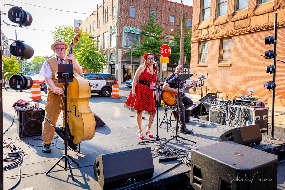 Photo: diamond city swing
